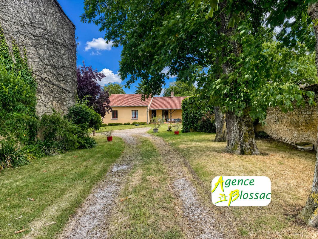 Maison à vendre, 133m², Thénezay