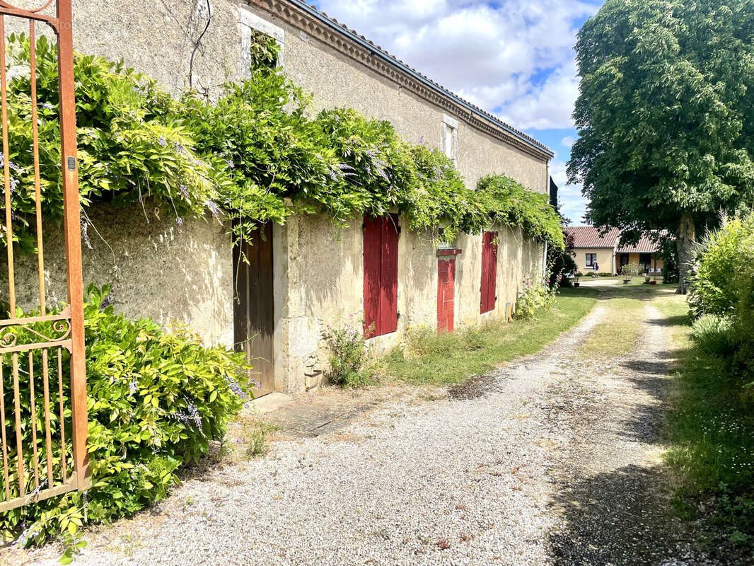 Maison à vendre, 133m², Thénezay