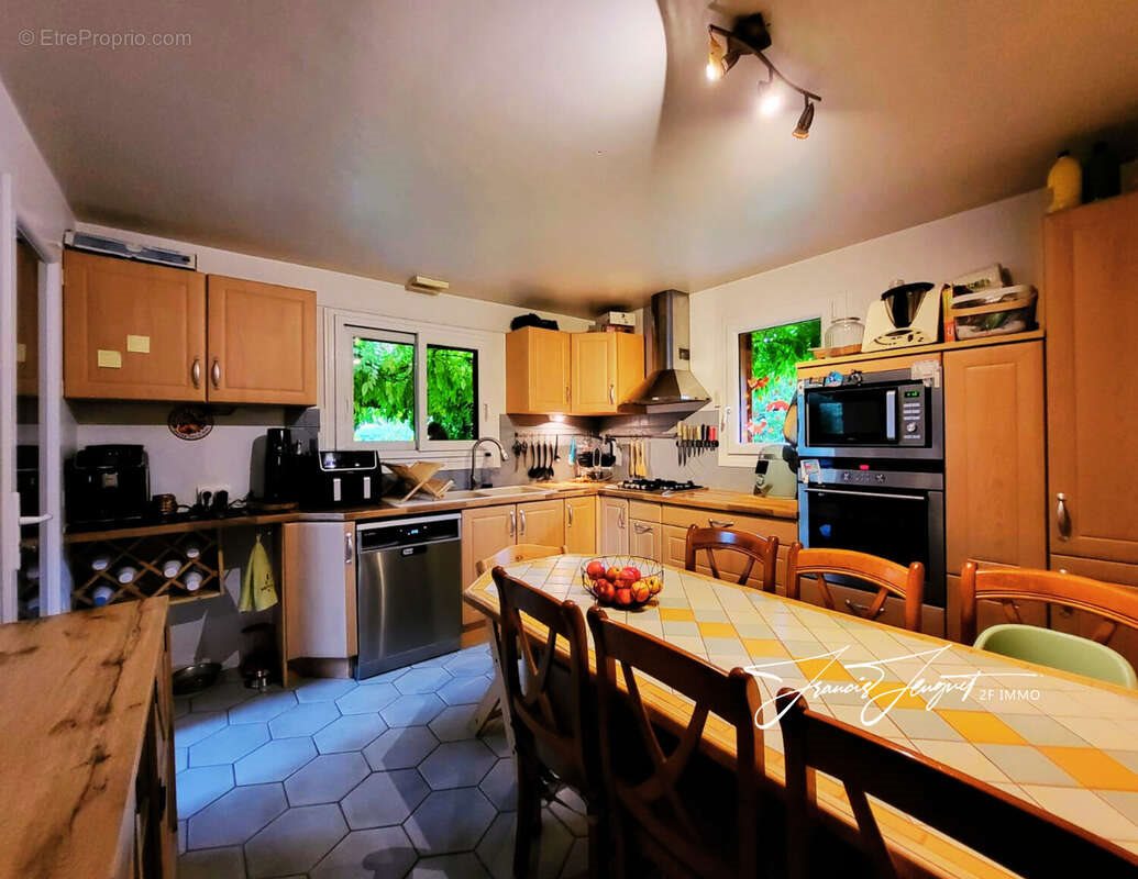 Maison à vendre, 214m², Marcellaz-Albanais