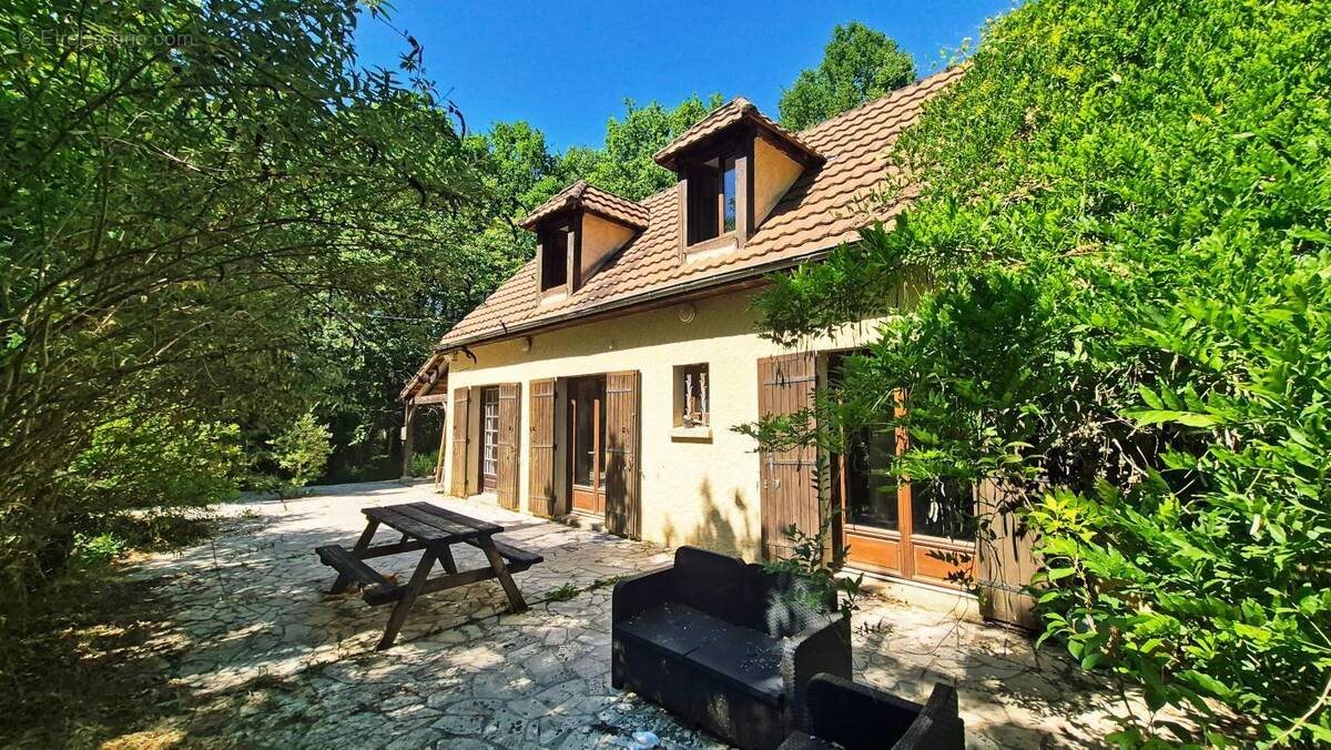 Maison à vendre, 93m², Grun-Bordas