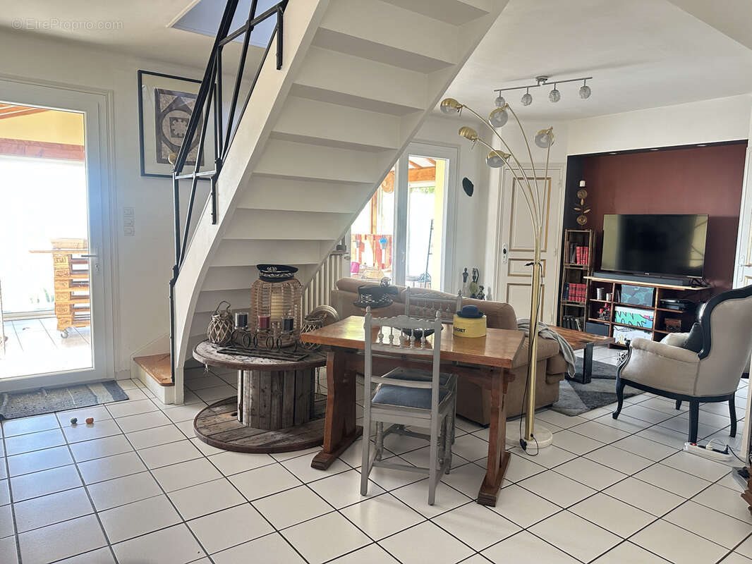 Maison à vendre, 140m², La Fouillouse