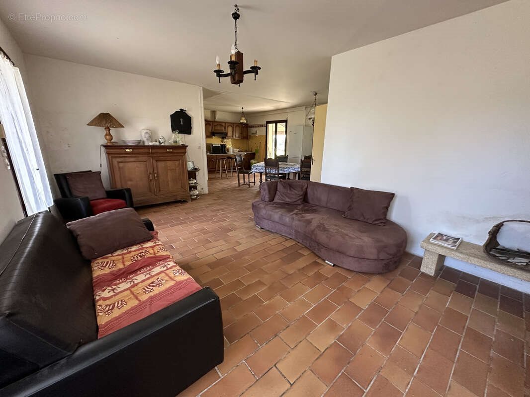 Maison à vendre, 92m², Saint-Aulaye