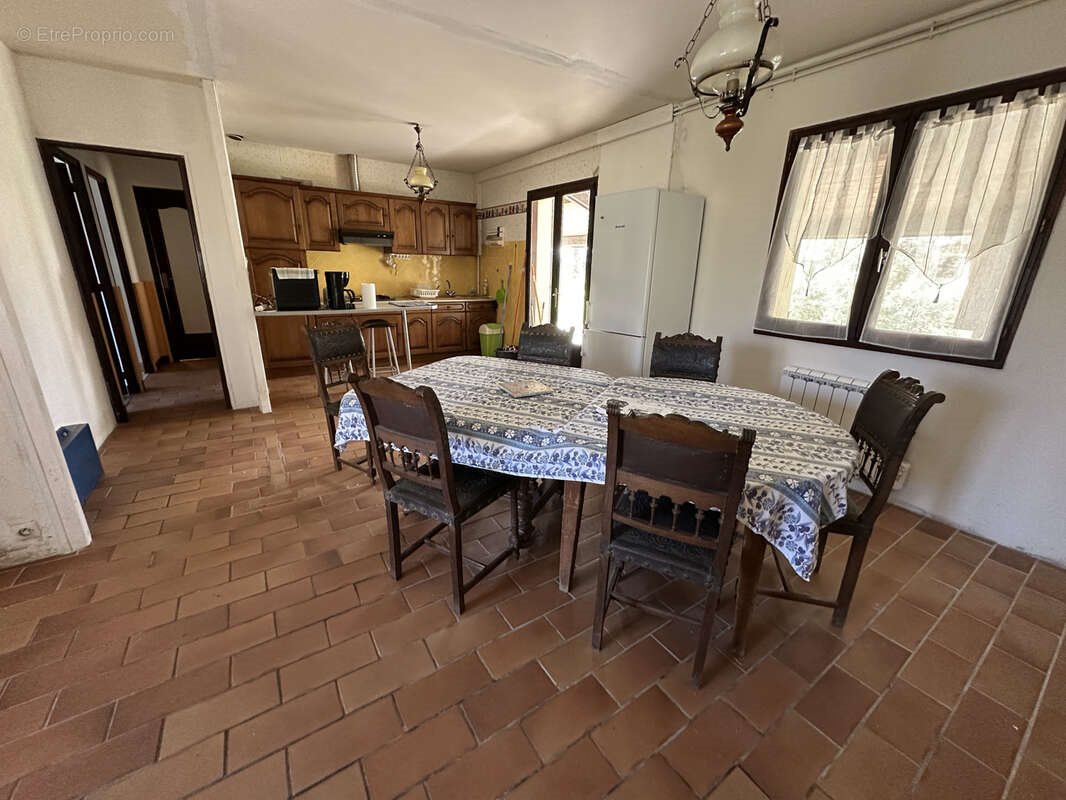 Maison à vendre, 92m², Saint-Aulaye