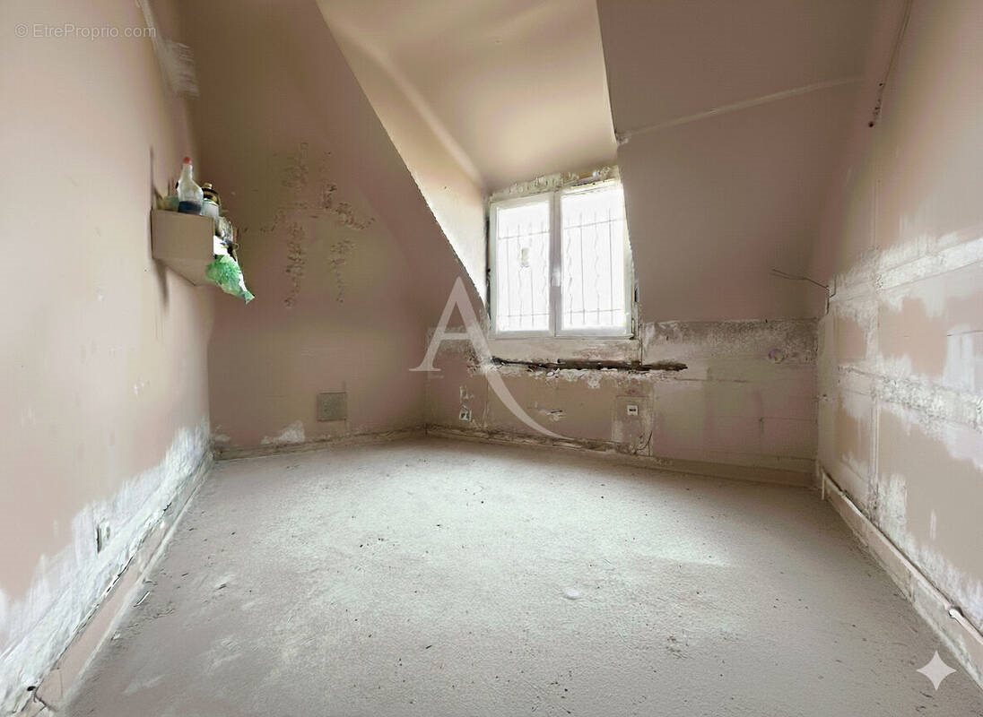 Appartement à vendre, 9m², Courbevoie