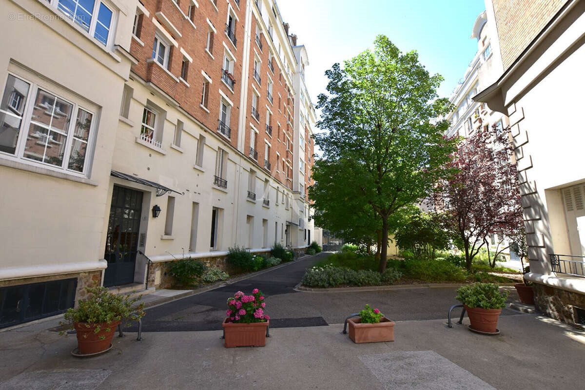 Appartement à vendre, 9m², Courbevoie