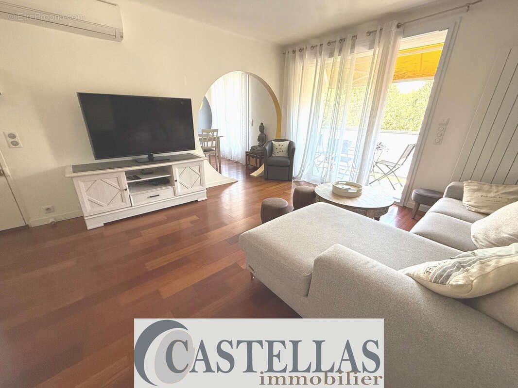 Appartement à vendre, 65m², Carnoux-en-Provence