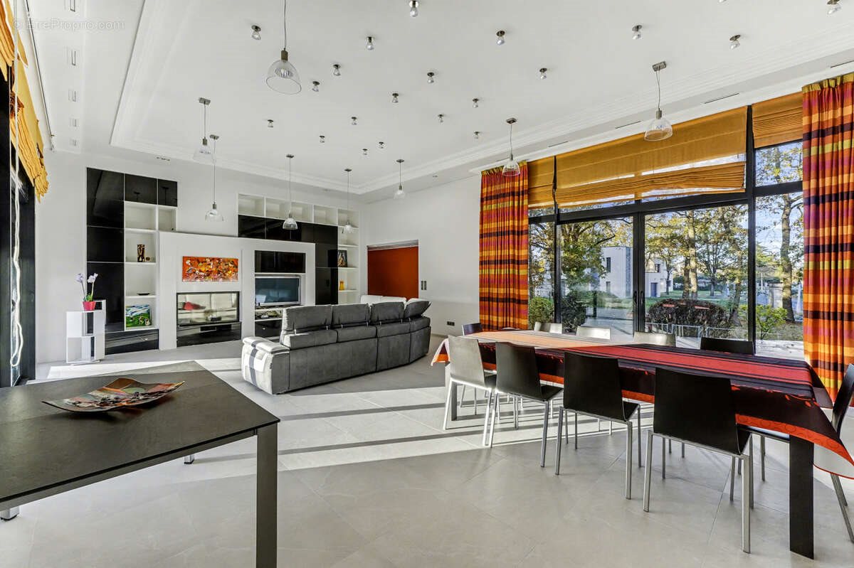 Maison à vendre, 327m², Fonsorbes
