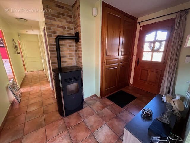 Maison à vendre, 107m², Vertolaye