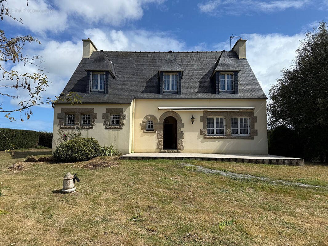 Maison à vendre, 165m², Taulé