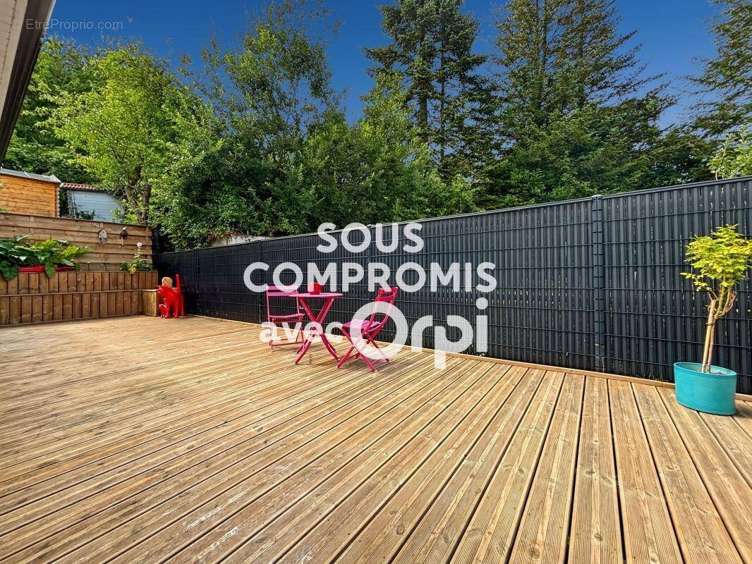 Maison à vendre, 83m², Saint-Etienne-au-Mont