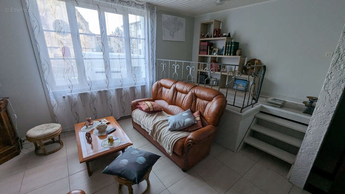 Maison à vendre, 137m², Magné