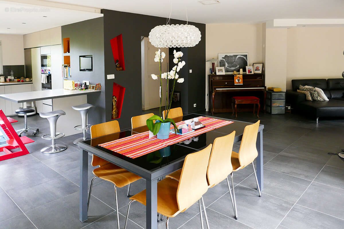 Maison à vendre, 185m², Vezin-le-Coquet