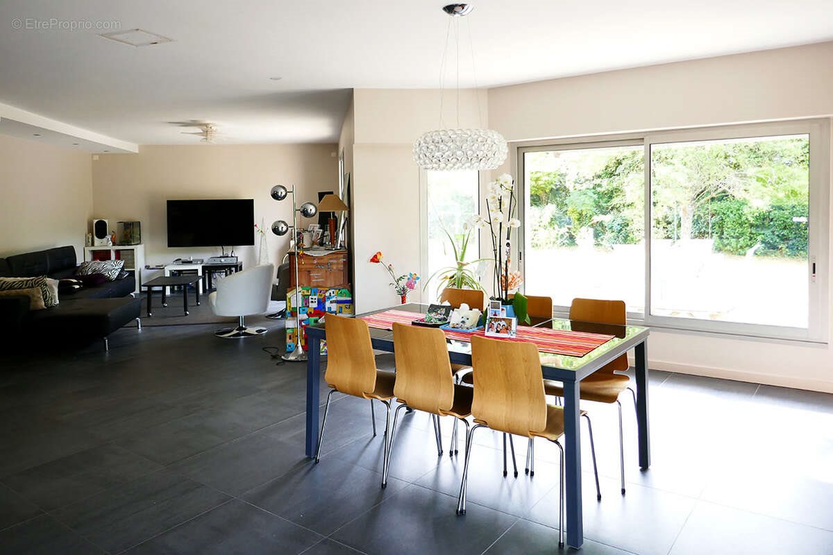 Maison à vendre, 185m², Vezin-le-Coquet