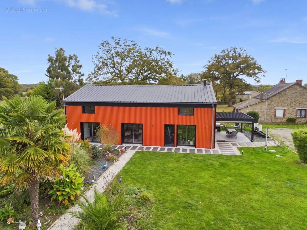 Maison à vendre, 248m², Saint-Séglin