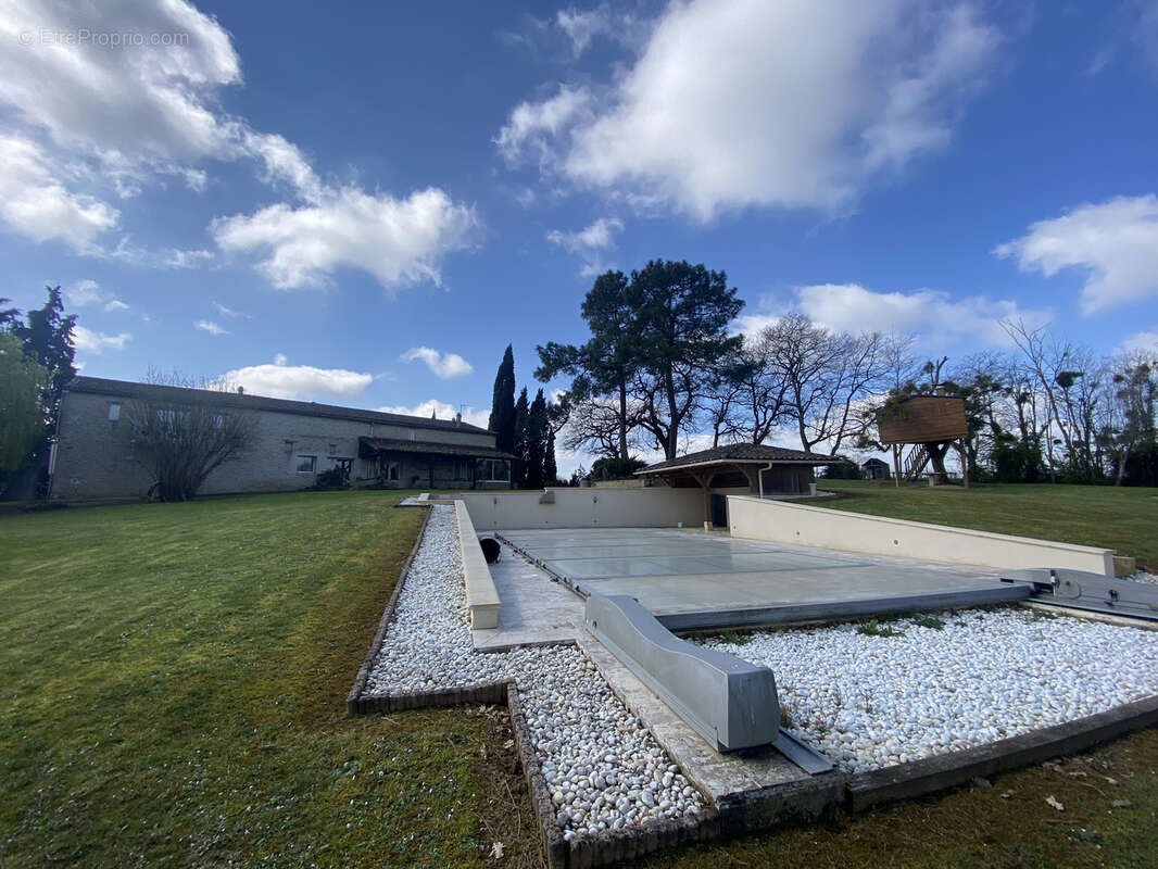 Maison à vendre, 280m², La Réole