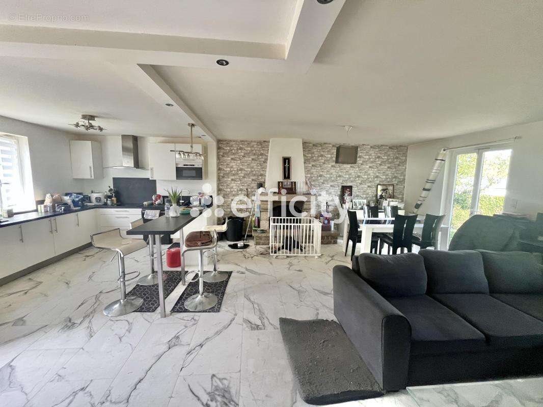Maison à vendre, 95m², Carquefou