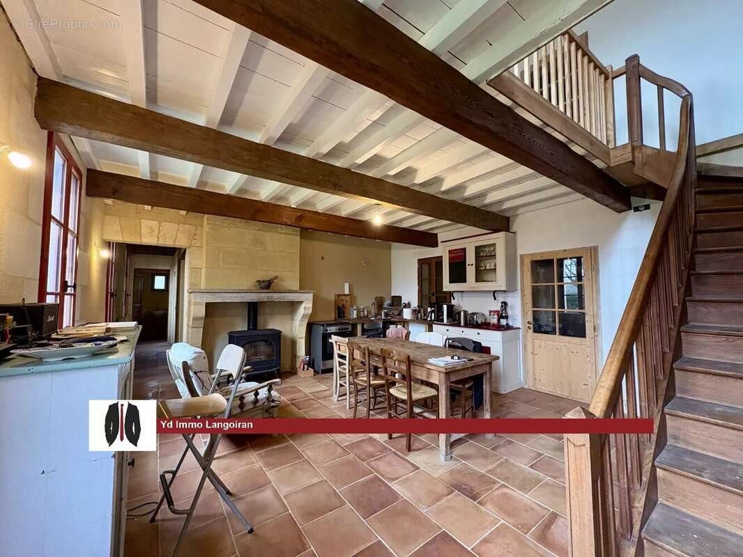 Maison à vendre, 250m², Saint-Caprais-de-Bordeaux