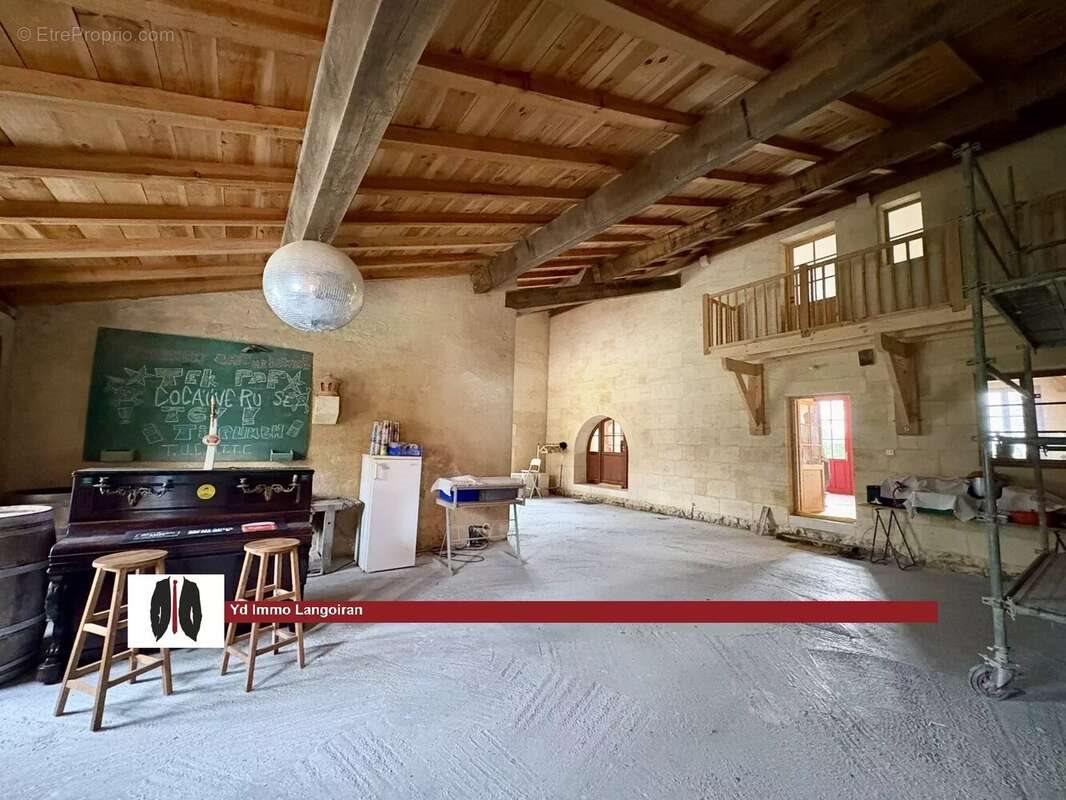 Maison à vendre, 250m², Saint-Caprais-de-Bordeaux