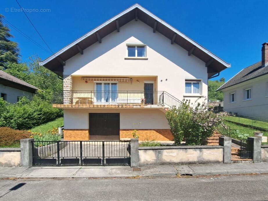 Maison à vendre, 113m², Conliège
