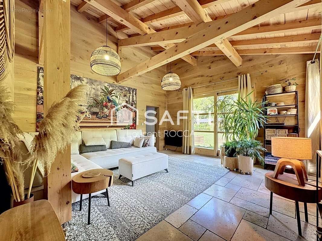 Maison à vendre, 230m², Landry (Les Arcs)