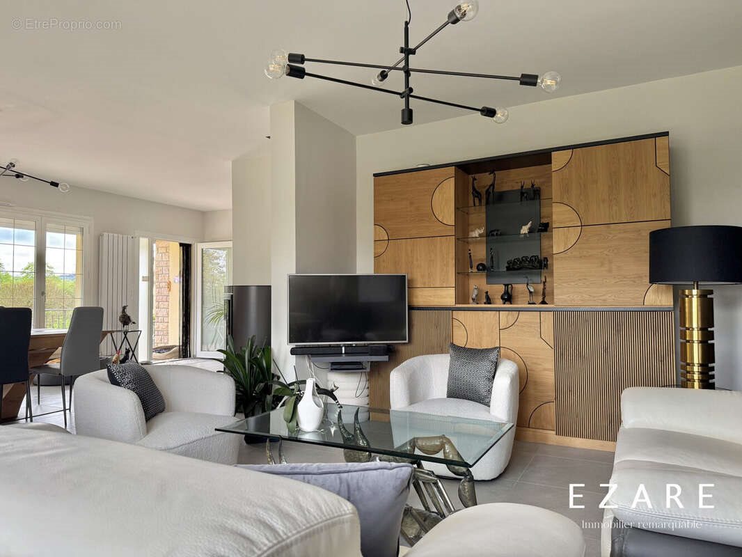 Maison à vendre, 290m², Mercurey