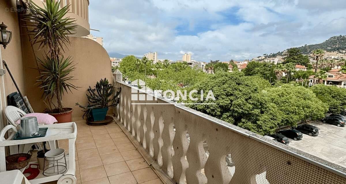 Appartement à vendre, 51m², Hyères
