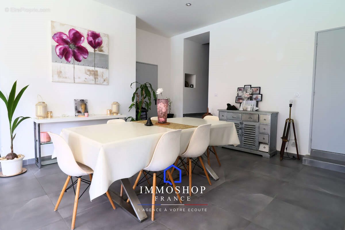 Maison à vendre, 233m², Marseille 13ème