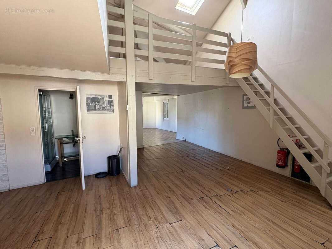 Appartement à vendre, 380m², Eybens