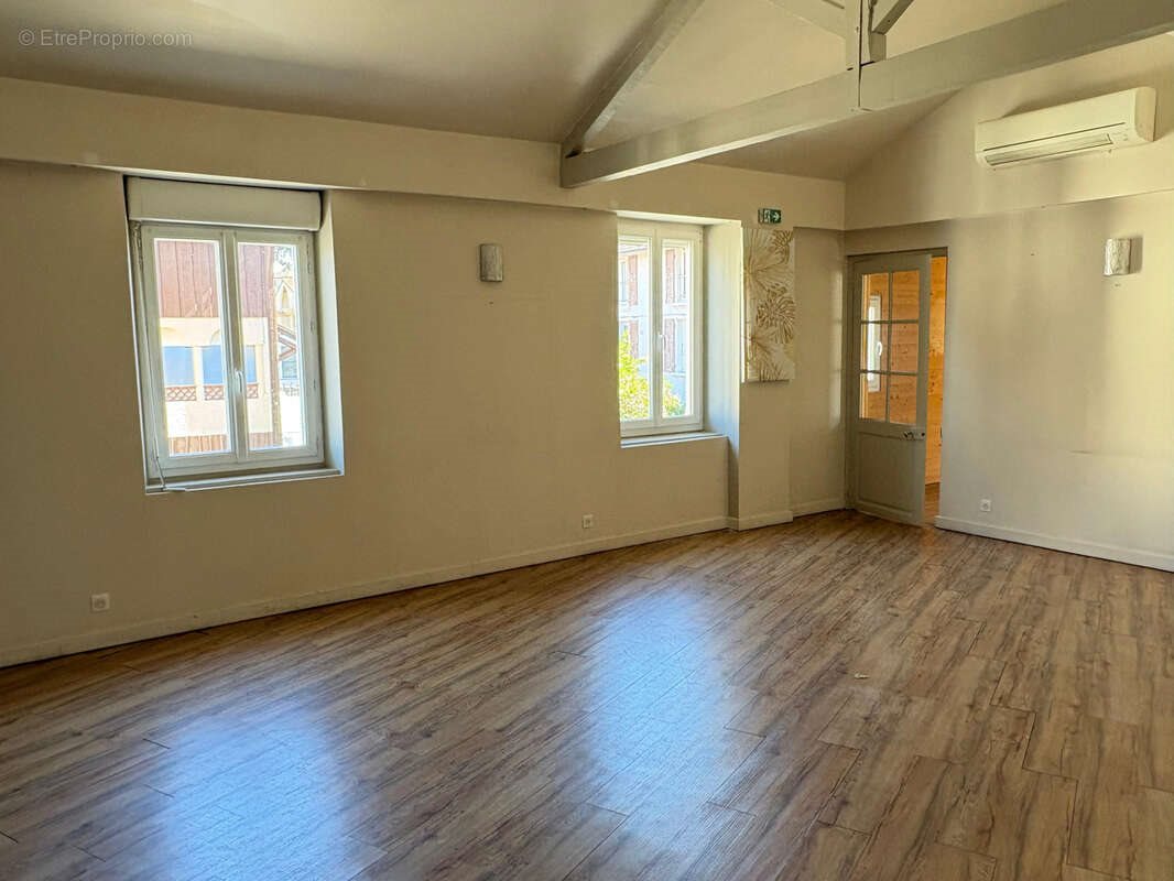 Appartement à vendre, 380m², Eybens