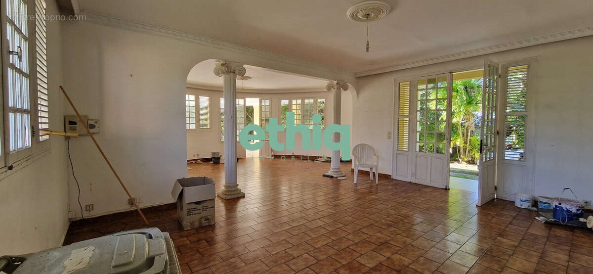 Maison à vendre, 185m², Sainte-Anne