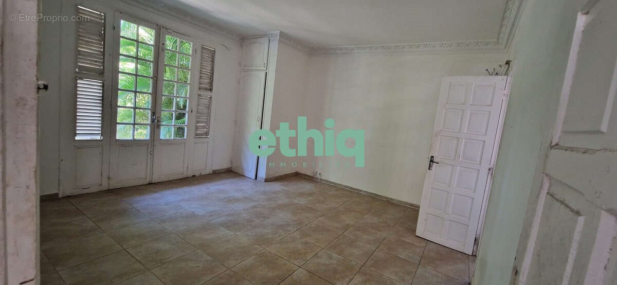 Maison à vendre, 185m², Sainte-Anne