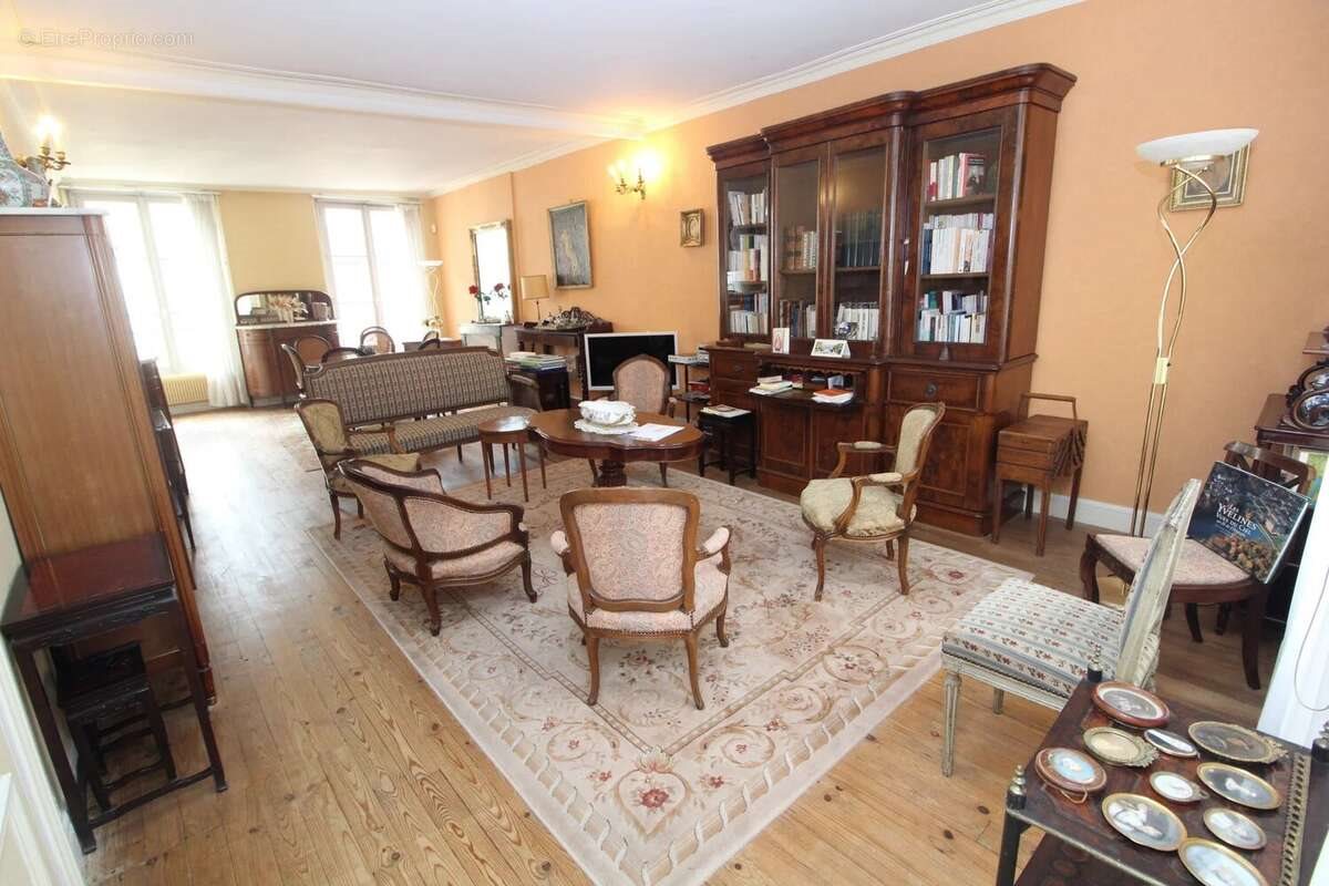 Appartement à vendre, 142m², Versailles