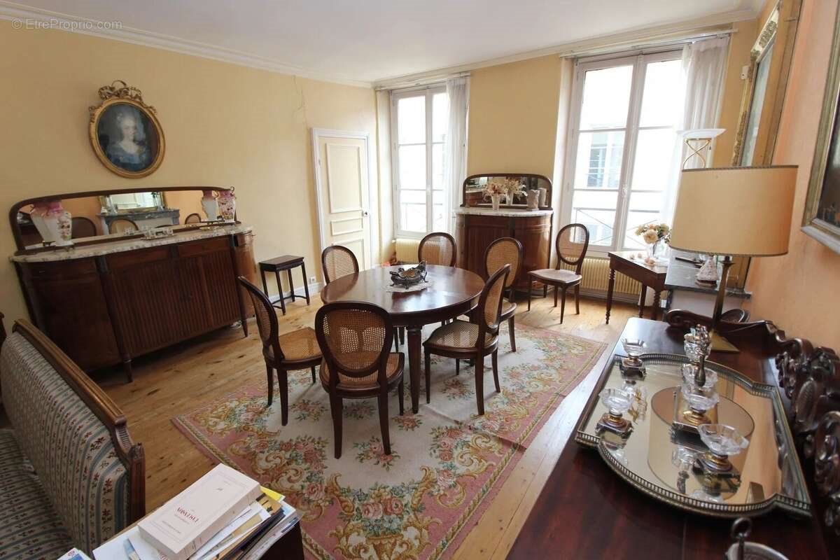 Appartement à vendre, 142m², Versailles