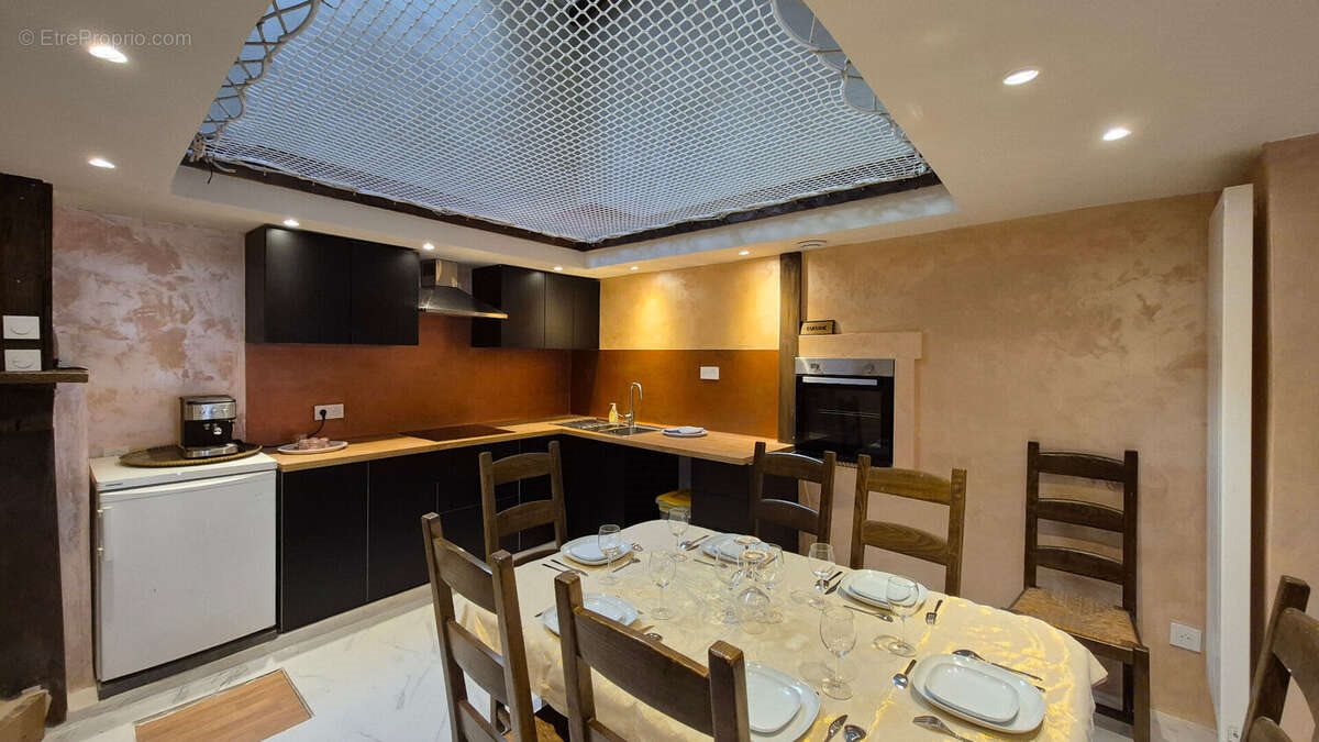 Maison à vendre, 120m², Saint-Côme-d'Olt