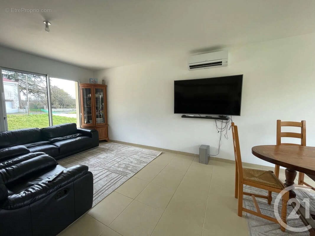 Maison à vendre, 83m², Les Eglisottes-et-Chalaures