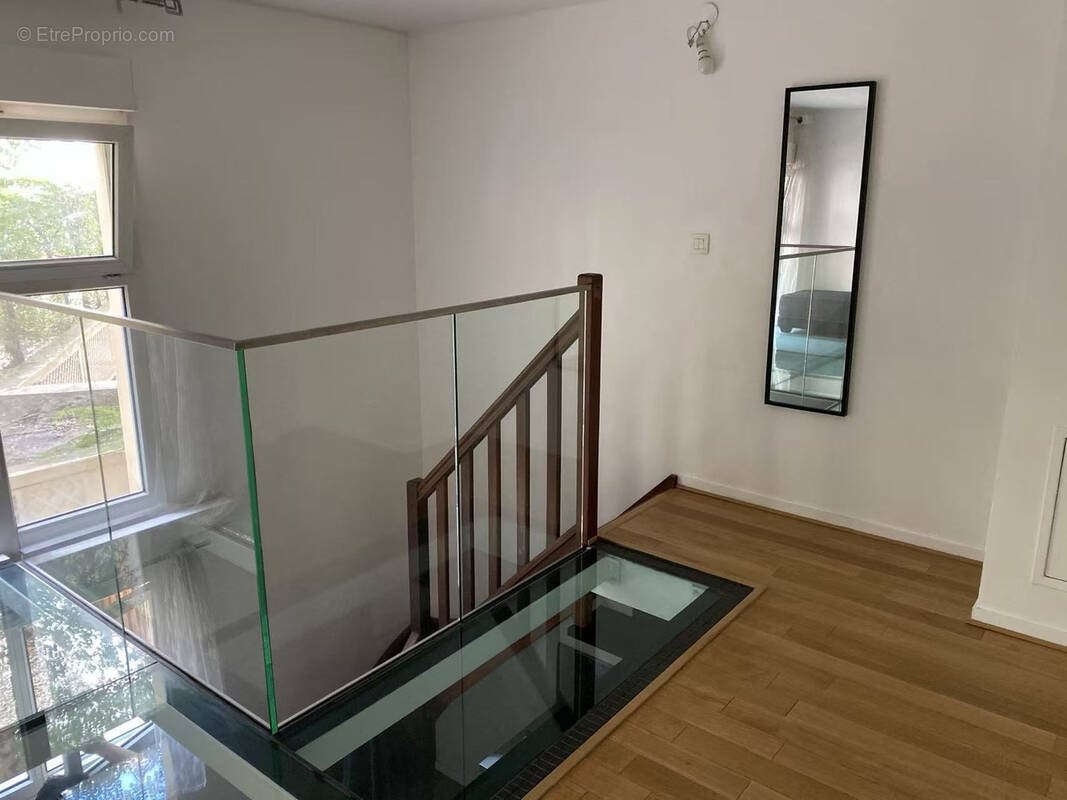 Appartement à vendre, 43m², Courbevoie