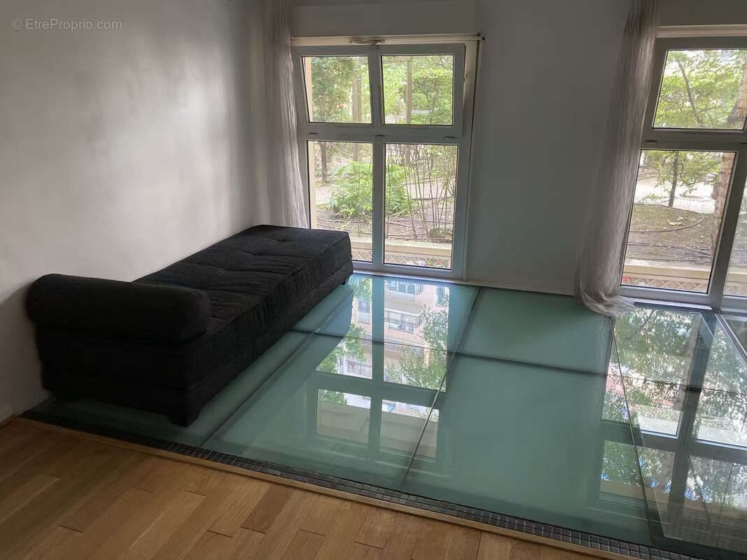 Appartement à vendre, 43m², Courbevoie