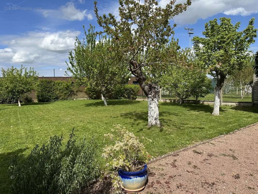 Maison à vendre, 142m², Lucé