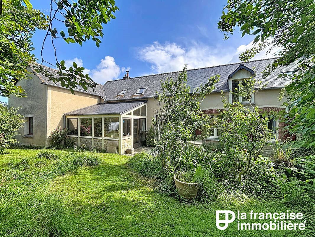 Maison à vendre, 148m², Saint-Sulpice-la-Forêt