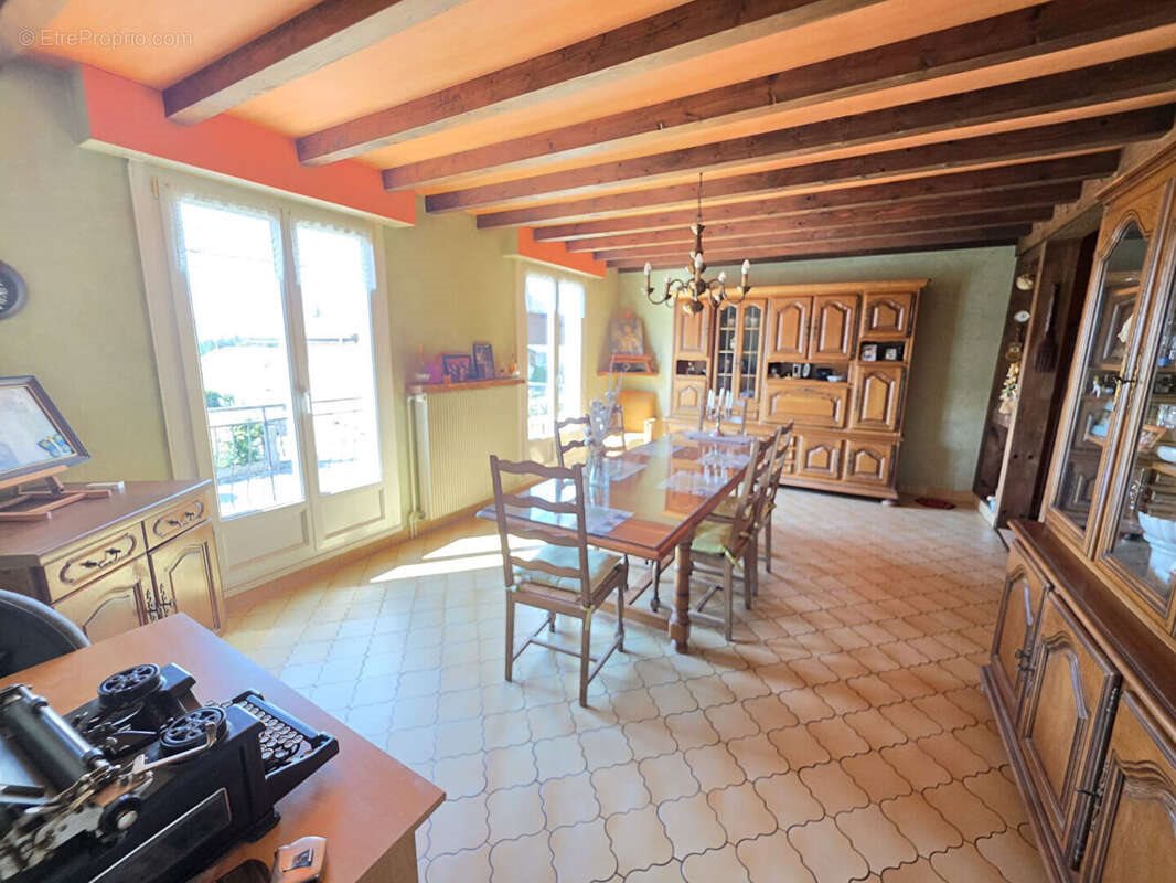 Maison à vendre, 95m², Oye-et-Pallet
