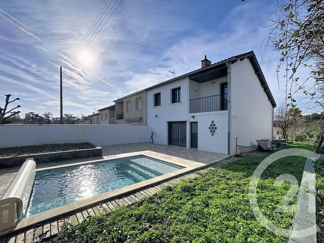 Maison à vendre, 121m², Auch