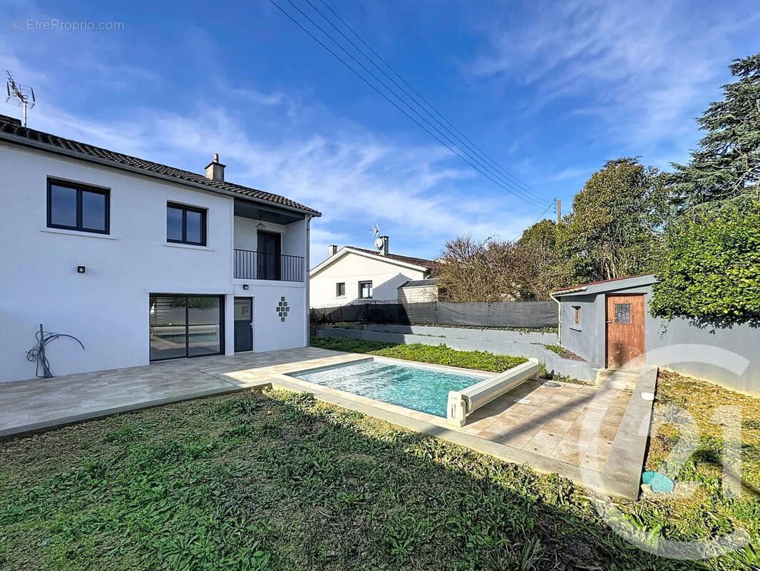 Maison à vendre, 121m², Auch