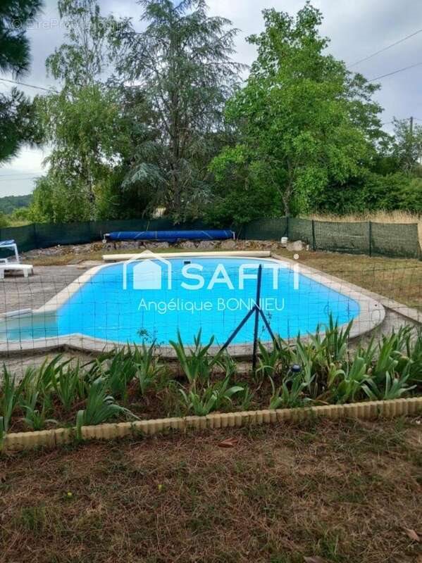 Maison à vendre, 159m², Montesquieu