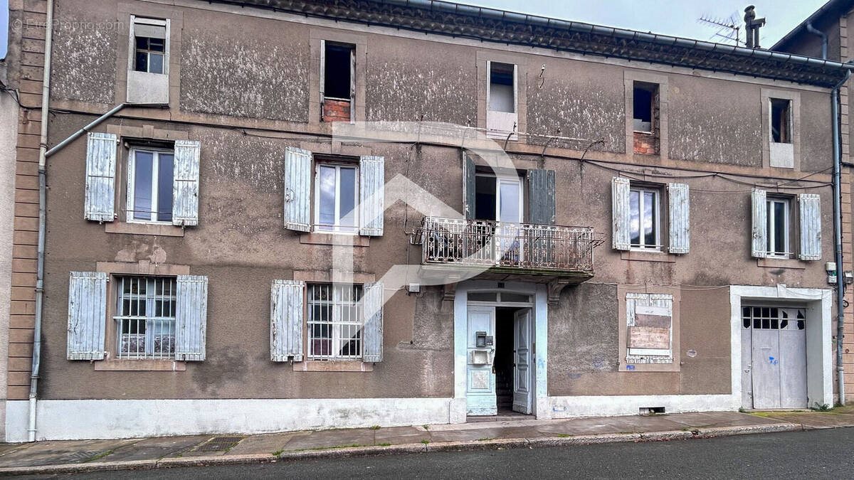 Appartement à vendre, 371m², Mazamet