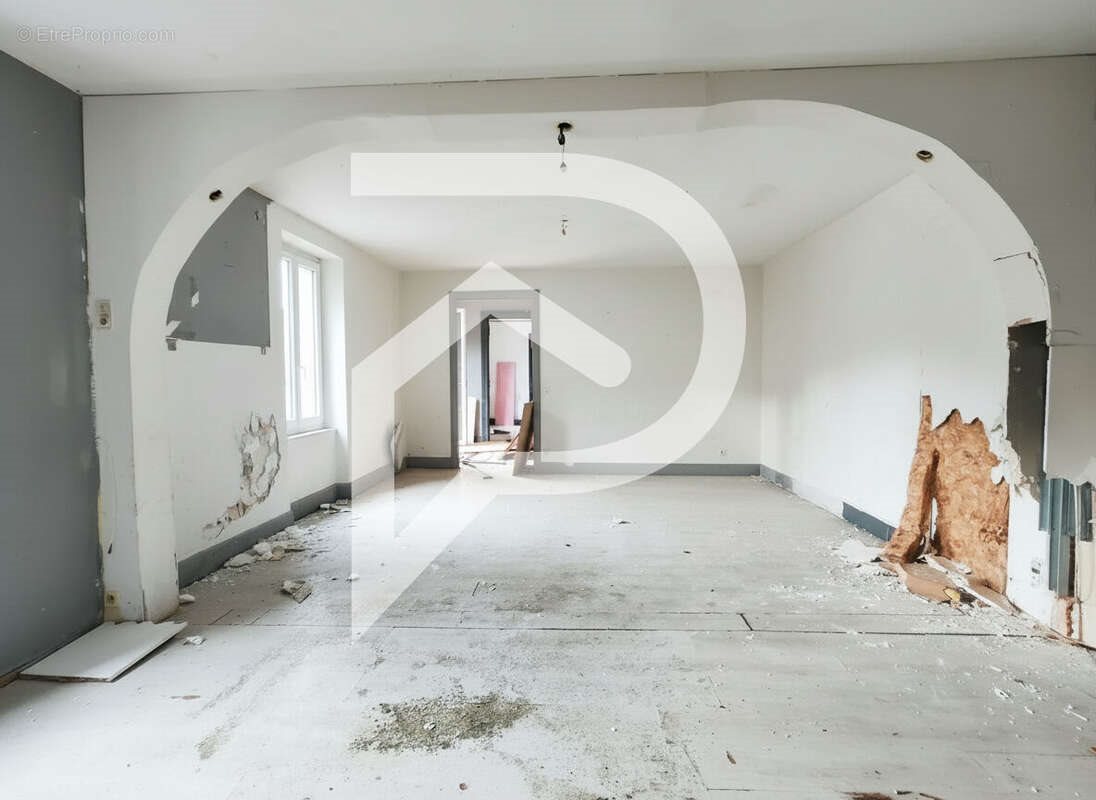 Appartement à vendre, 371m², Mazamet