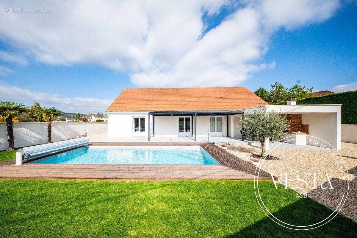 Maison à vendre, 215m², Morey-Saint-Denis