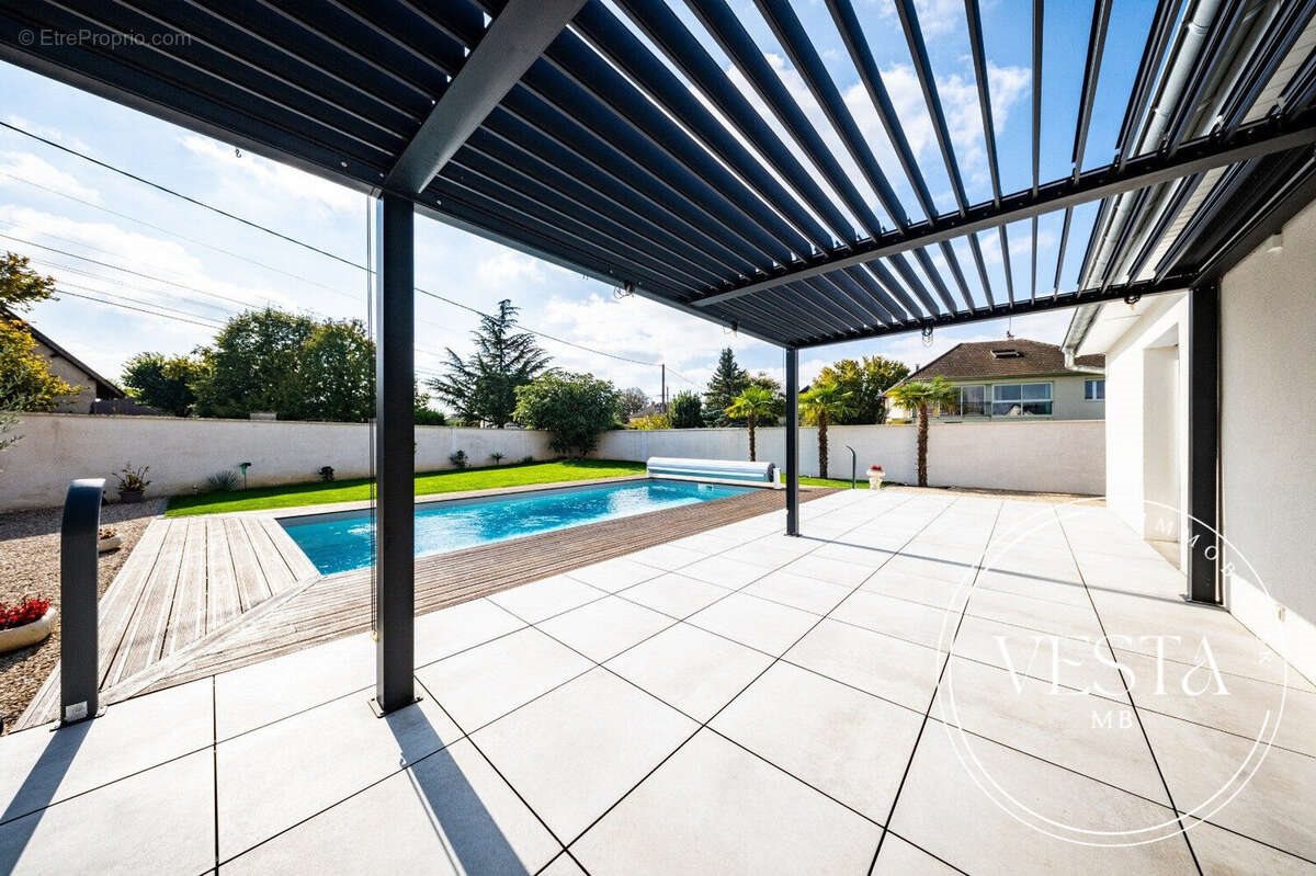 Maison à vendre, 215m², Morey-Saint-Denis