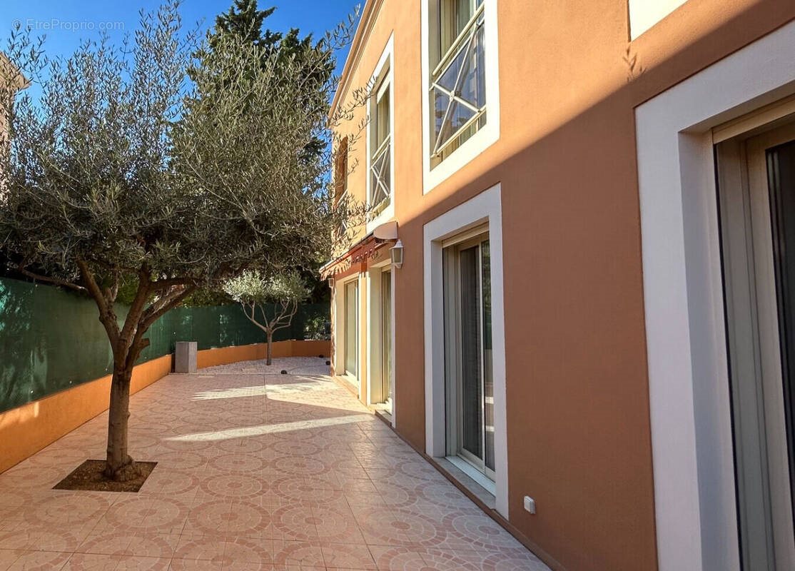 Appartement à vendre, 65m², La Valette-du-Var