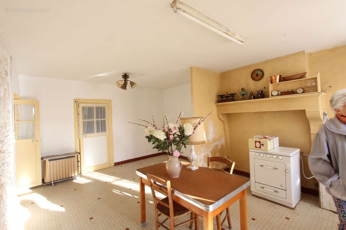 Maison à vendre, 55m², Varennes-lès-Narcy