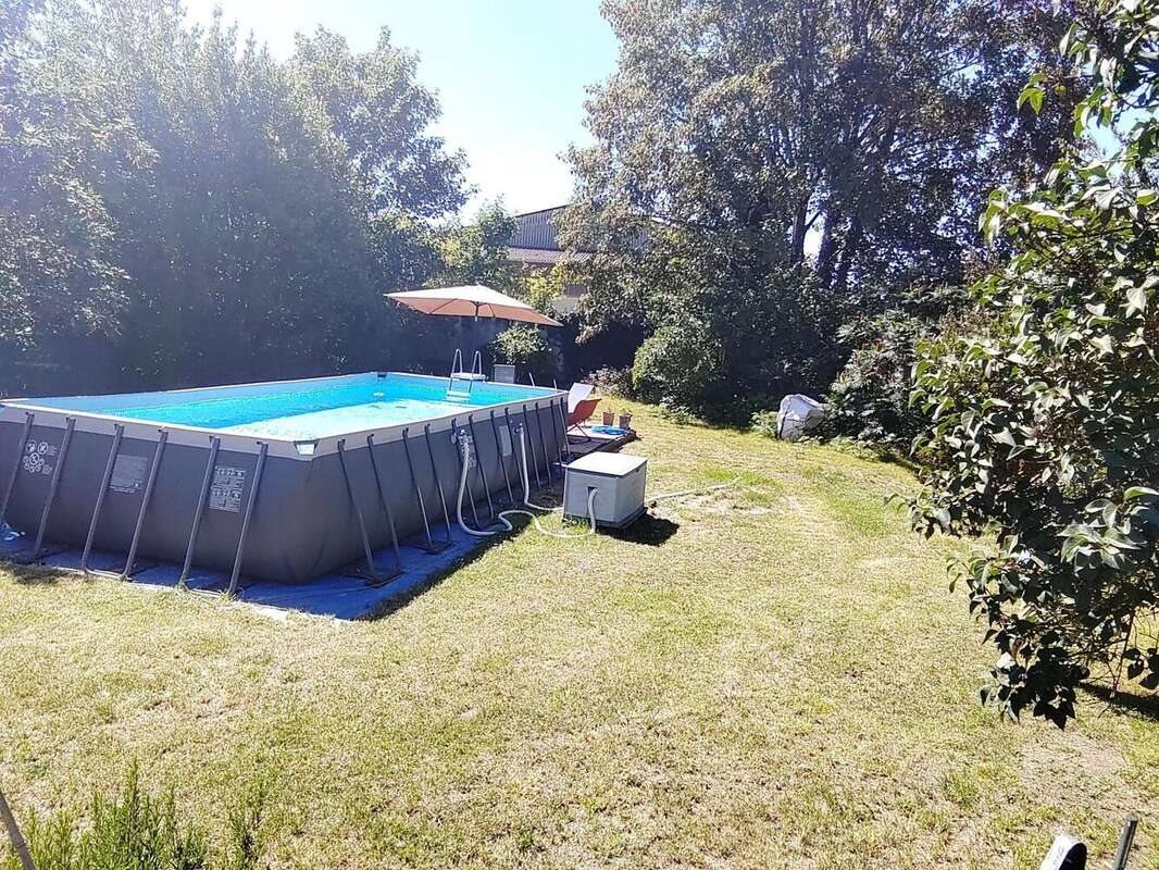 Maison à vendre, 175m², Saint-Genis-de-Saintonge